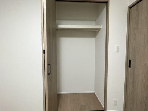 5.1帖中部屋のクローゼット(子供部屋)