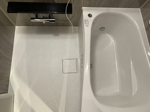 人の体にフィットするバスタブ(風呂)