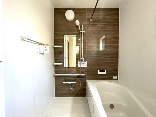 浴室暖房乾燥機付きのユニットバス(風呂)