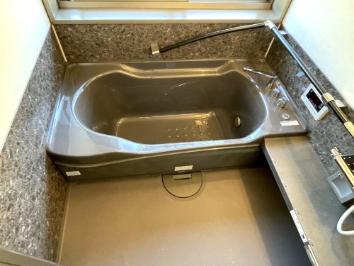 クリナップのユニットバス 人の体に添った形状でゆったりくつろげるバスタブ(風呂) クリナップのユニットバス 人の体に添った形状でゆったりくつろげるバスタブ(風呂)