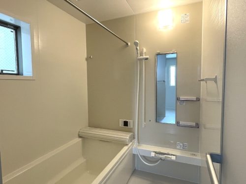１６１６サイズのユニットバス浴室暖房乾燥機付(風呂)