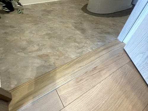 廊下との高低差が無く生活しやすいバリアフリー